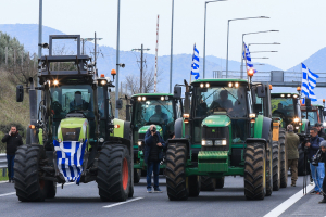 Φάμελλος: Οι δρόμοι κλείνουν με ευθύνη Μητσοτάκη, απαξιώνει τη διεκδίκηση των αγροτών