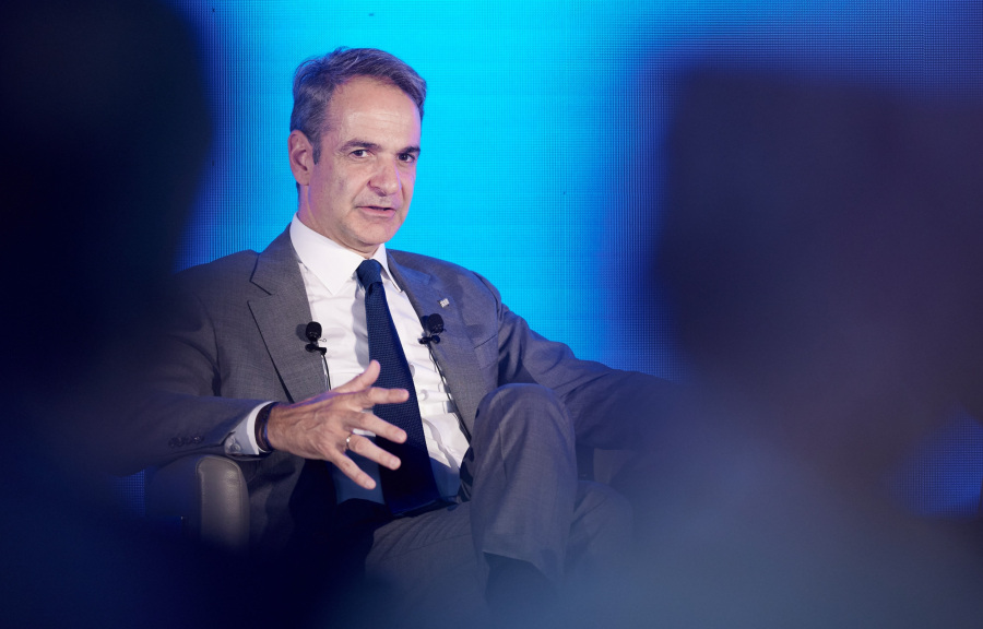 «Γιατί ζητάνε εκλογές; Δεν το καταλαβαίνω...»