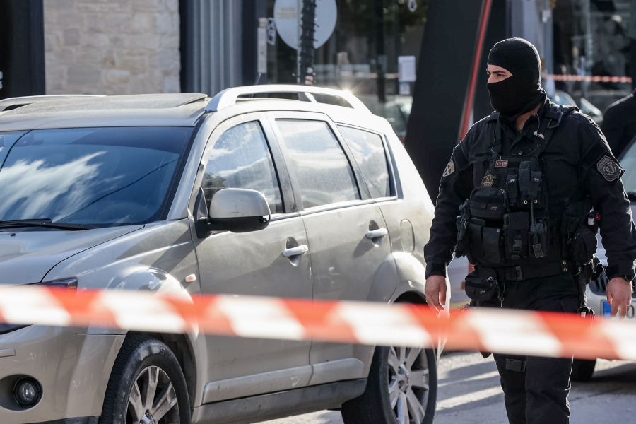 Εμπρησμός σε κομμωτήριο στα Γλυκά Νερά