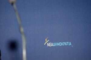 ΝΔ: Ο Τσίπρας παριστάνει τον αντιμνημονιακό