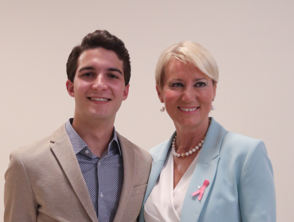 Η Νατάσσα Παζαΐτη έγινε... ηθοποιός, ανέβηκε στο θεατρικό σανίδι για καλό σκοπό