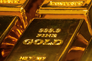 Ο χρυσός σπάει κάθε ρεκόρ - Νέο ιστορικό υψηλό και για το ασήμι