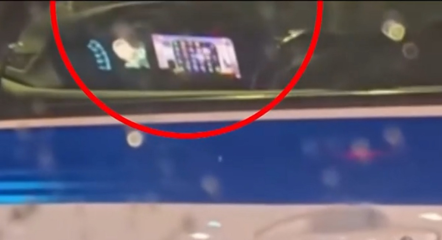 Αστυνομικός έπαιζε «φρουτάκια» μέσα στο περιπολικό - Διατάχθηκε ΕΔΕ