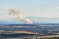 Φωτιά τώρα στη Χαλκιδική - Ρίψεις νερού από δύο ελικόπτερα