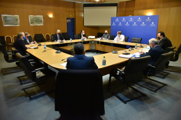 Στη Βουλή έως το τέλος του μήνα το νομοσχέδιο για τις δημόσιες συμβάσεις