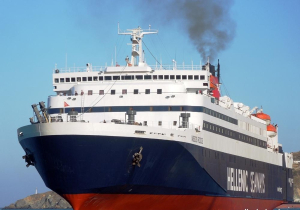 Μηχανική βλάβη στο πλοίο «Νήσος Ρόδος» με 560 επιβάτες