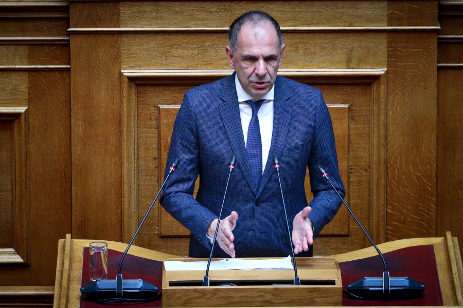 Συναίνεση τέλος (και) στα εθνικά