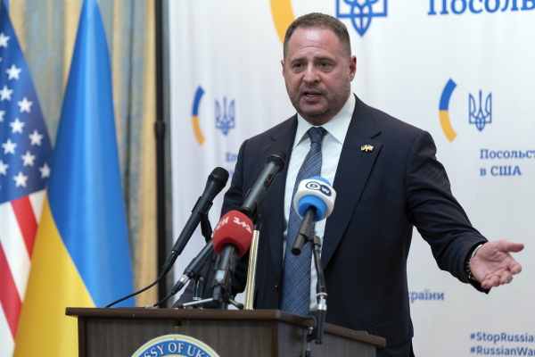 Παραιτήθηκε ο Γέρμακ, στενός συνεργάτης του Ζελένσκι - Μετά την έφοδο της αστυνομίας στο σπίτι του