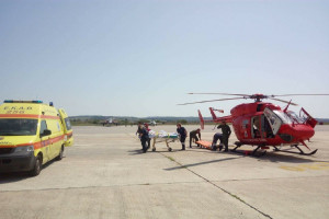 Με Super Puma έγινε η αεροδιακομιδή ασθενούς από δεξαμενόπλοιο