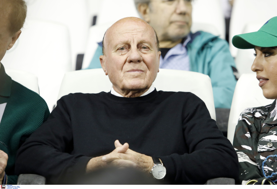 Μίμης Δομάζος: Τι αποκάλυψε ο γιατρός που του έδωσε τις πρώτες βοήθειες (video)