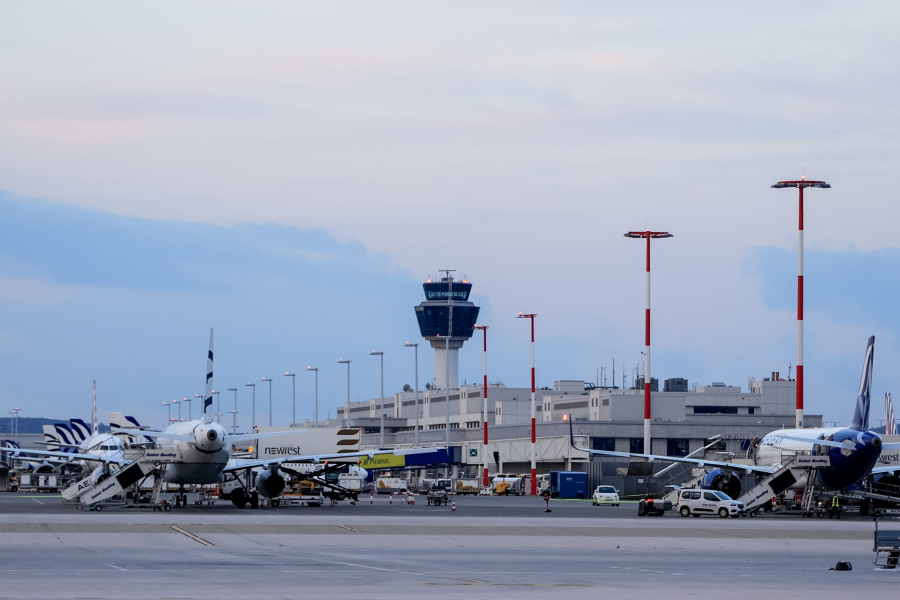 Η ΥΠΑ για τα ραντάρ και το κεντρικό σύστημα διαχείρισης εναέριας κυκλοφορίας