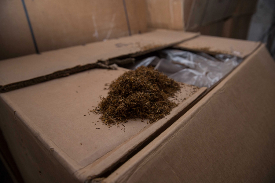 Τρεις συλλήψεις στην Καλλιθέα για τρεις τόνους λαθραίου καπνού