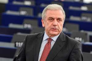 Μετεγκατάσταση και Σένγκεν συζητάει αύριο ο Αβραμόπουλος με τους ευρωβουλευτές
