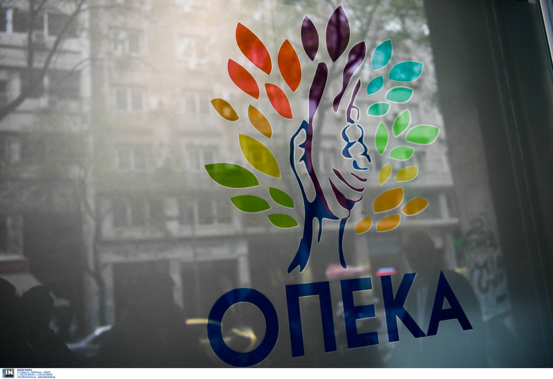 Οι νέες φορολογικές δηλώσεις φέρνουν αυξήσεις και σε περισσότερους το επίδομα παιδιού