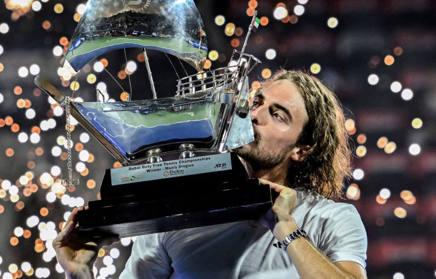 Με αυτή τη νέα ρακέτα ο Τσιτσιπάς επέστρεψε στο Top10