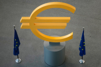 Η ΕΚΤ διατήρησε αμετάβλητα τα επιτόκια