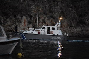 Στην Ίο οι 37 μετανάστες που ξεκίνησαν από Τουρκία, είχαν πληρώσει 10.000 ο καθένας για να πάνε Ιταλία