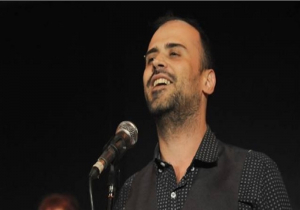 Πέθανε ο τραγουδιστής Δημήτρης Σαμαρτζής σε ηλικία 38 ετών