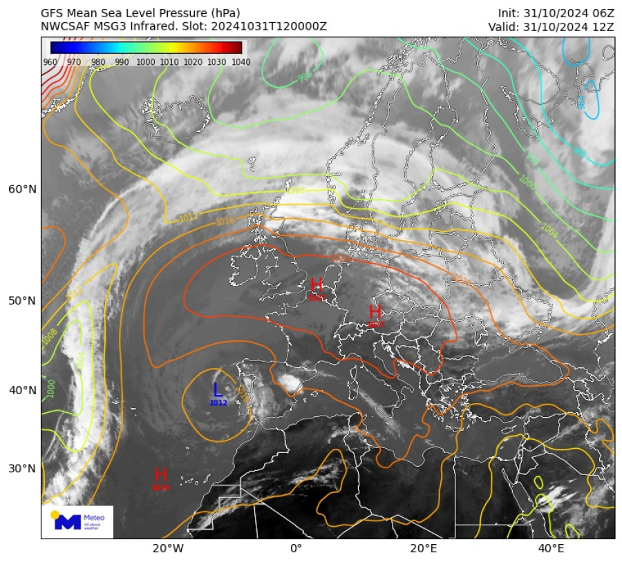 Η επέλαση του αντικυκλώνα πάνω και από την Ελλάδα - Δορυφορική φωτό