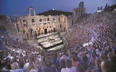 1.500 δωρεάν θέσεις για την Τόσκα στο Ηρώδειο