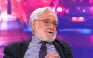 Γιάννης Σμαραγδής για τα γυρίσματα του «Καποδίστρια»: «Με μαζεύανε από το πάτωμα»