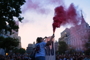 «Είμαστε όλοι Μαρικάρμεν» - Συνεχίζονται οι αντιδράσεις στην Ισπανία για την έξωση της 87χρονης ΑμεΑ (Βίντεο)