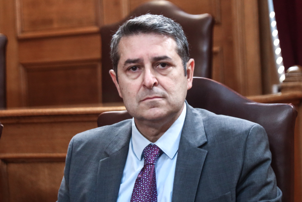 Στον Ευαγγελισμό μετά από λιποθυμικό επεισόδιο ο Γιώργος Μυλωνάκης