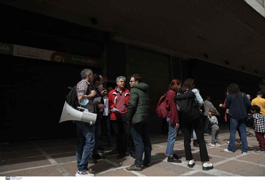 Ασφαλιστικές εισφορές: Κραυγή αγωνίας από ελεύθερους επαγγελματίες και αυτοαπασχολούμενους