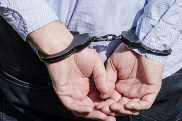 Νίκαια: Χειροπέδες σε δύο για ναρκωτικά - Τι βρήκε η ΕΛΑΣ στα σπίτια τους