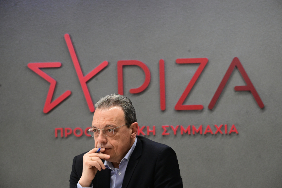 Συνάντηση Φάμελλου - Παπαϊωάννου: «Καπνός» συνεργασίας του ΣΥΡΙΖΑ με την ανεξάρτητη βουλευτή