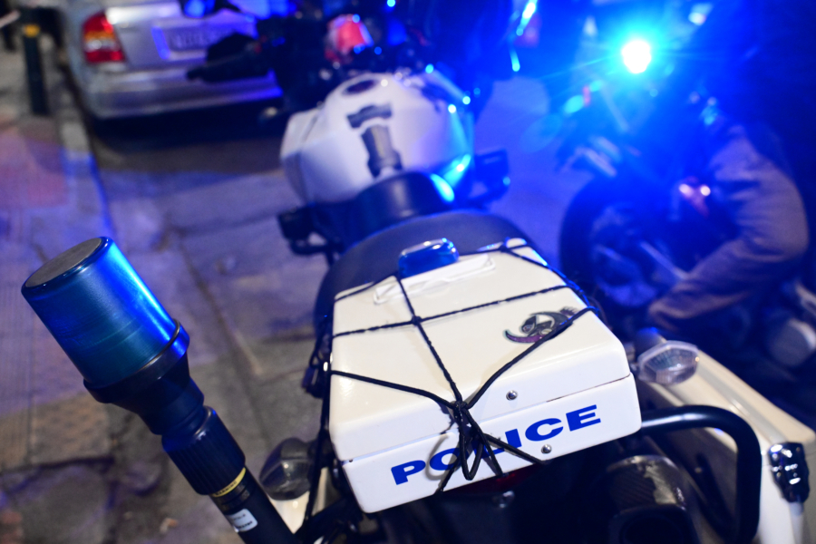 Σέρρες: 55χρονος περιέλουσε τη σύζυγό του με βενζίνη, απειλούσε να την πυρπολήσει