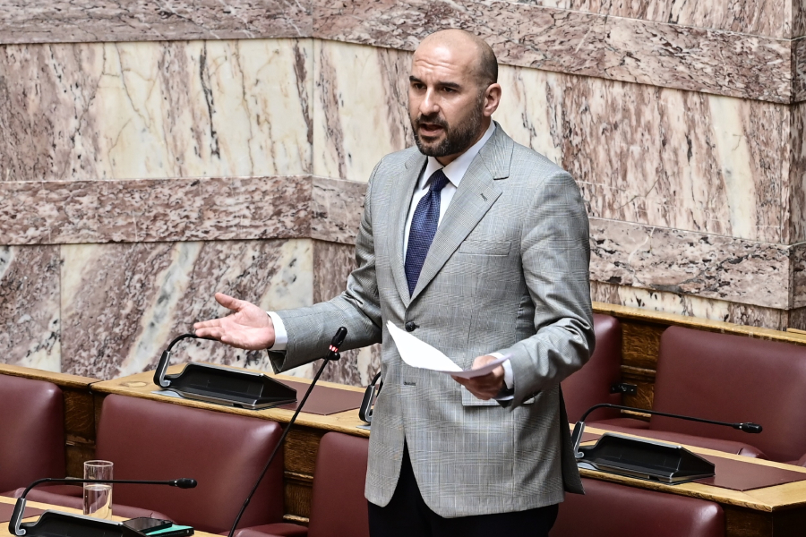 Τζανακόπουλος: Πυρά κατά Φλωρίδη, Αδειλίνη και Βλάχου στη Βουλή