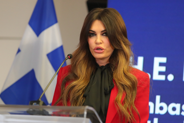Διαψεύσεις, επιβεβαιώσεις και δύο απορίες