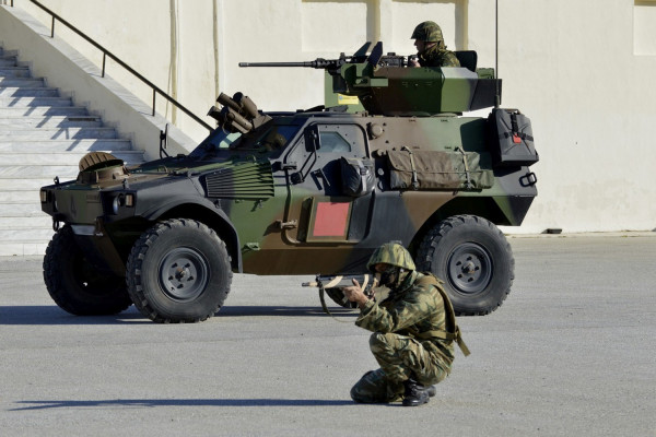 Τραυματισμός στρατιώτη από εκπαιδευτική χειροβομβίδα