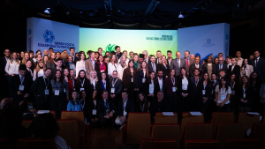 Ολοκληρώθηκε στην Αθήνα το 2ο Συνέδριο Νέων της Ελληνικής Διασποράς με συμμετοχή από 31 χώρες και 5 ηπείρους