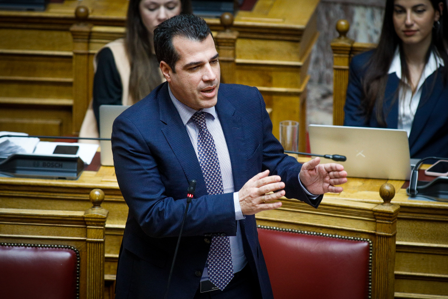 Πλεύρης: «Υποψήφιος του ΠΑΣΟΚ ο γιατρός που έδωσε στον επιθεωρητή την αναρρωτική μετά την τραγωδία στα Τέμπη»