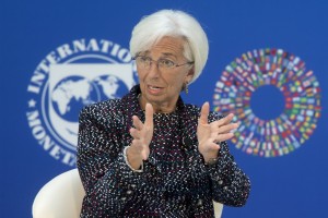 Λαγκάρντ: Να προσδιοριστούν άμεσα τα μέτρα για το χρέος