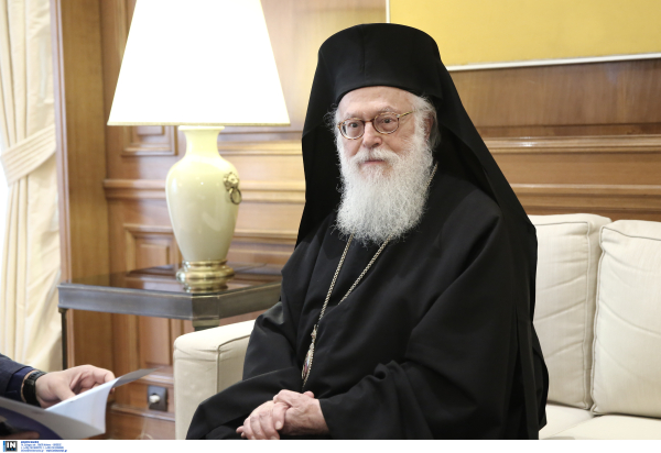 Πέθανε ο Αρχιεπίσκοπος Αλβανίας Αναστάσιος - Η διαδρομή του από τον Πειραιά στην Αφρική