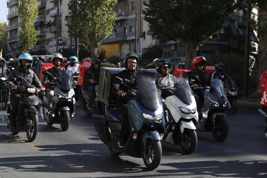 Αυξήσεις μισθών κατά 15% για 400.000 εργαζόμενους - Νέα διετής σύμβαση