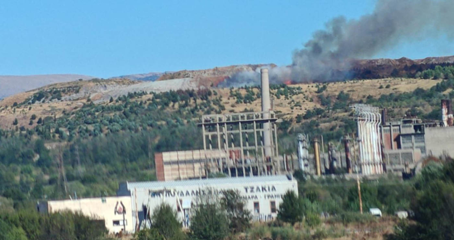 Φωτιά τώρα στην Πτολεμαΐδα, στο παλιό ορυχείο της ΔΕΗ