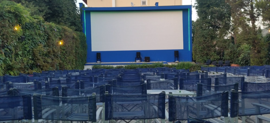 Αυτά είναι τα πρώτα θερινά σινεμά που μόλις άνοιξαν