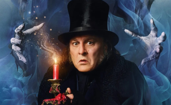 Ο Τζόνι Ντεπ δεν μεταμορφώνεται σε Ebenezer Scrooge, είναι ο Scrooge