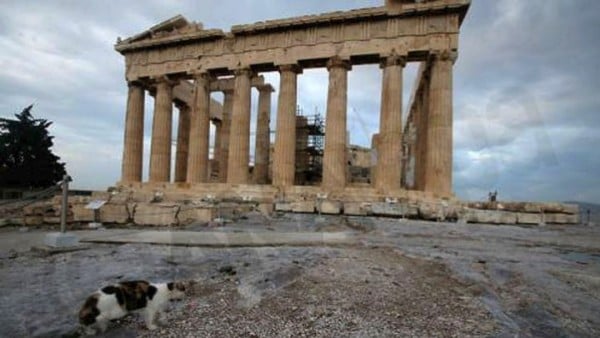 "Τιμούμε την Ελλάδα": 60 Ιταλοί φιλέλληνες στη δεξίωση της ελληνικής πρεσβείας στη Ρώμη