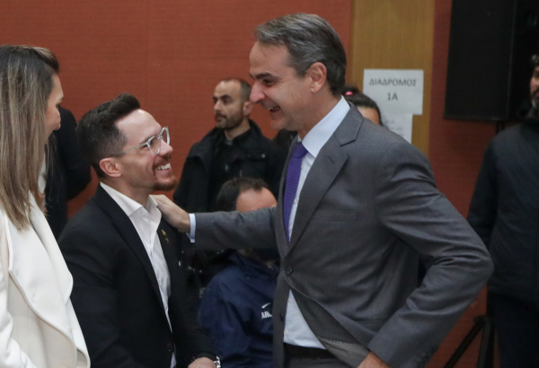 Μητσοτάκης για Πετρούνια: «Σε ευχαριστούμε Λευτέρη»