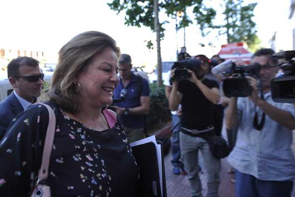 Κατσέλη: Προς το τέλος του 2016 η άρση των capital control