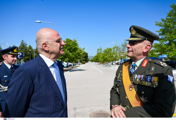 Δένδιας για πυρκαγιές: «Οι Ένοπλες Δυνάμεις μας θα συνεχίσουν να βρίσκονται στην πρώτη γραμμή»