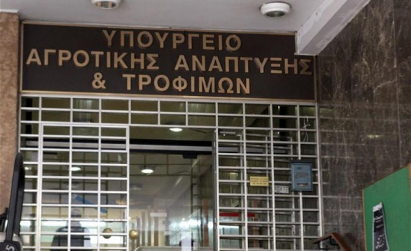 Νέες προσλήψεις στο ΥΠΑΑΤ ανακοίνωσε ο Αραχωβίτης