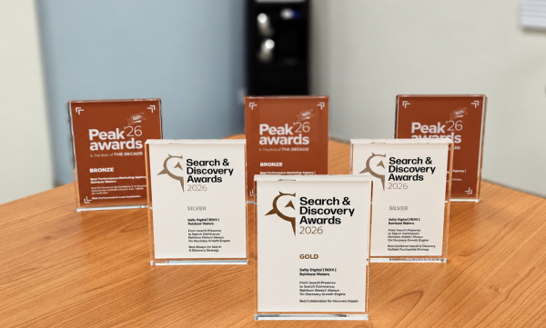Έξι σημαντικές διακρίσεις για τη Rainbow Waters στα Search &amp; Discovery Awards και Peak Awards 2026