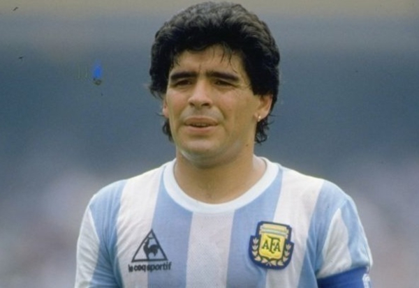 Δύσκολο να ξεκινήσει η δεύτερη δίκη για τον θάνατο του Μαραντόνα πριν το 2026 - Ο λόγος