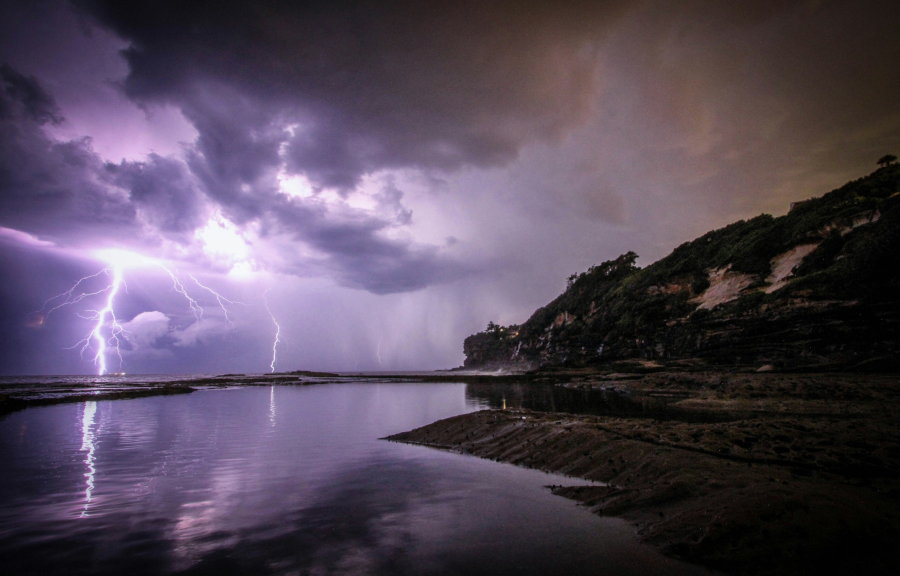 Πώς θα κινηθεί η κακοκαιρία τις επόμενες ώρες: Συστάσεις από την Πολιτική Προστασία